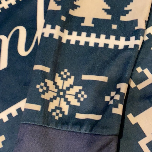 ~MLB Genuine Merchandise ~ Yankees Christmas Pajama Set - Picture 5 of 8